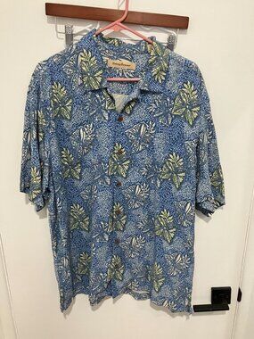 Tommy Bahama Men's 100% Silk Button Down Hawaiian Shirt, Blue Multi, XL